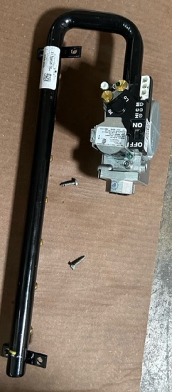 Rheem Manifold (w/o orifices) & Gas Valve from R96VA1002521MSA (T)